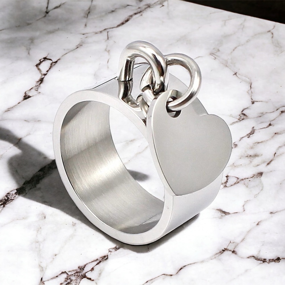 Stainless steel ring